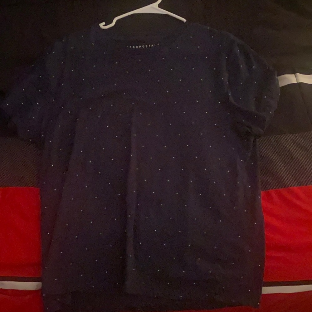 Navy blue white polka dot t shirt